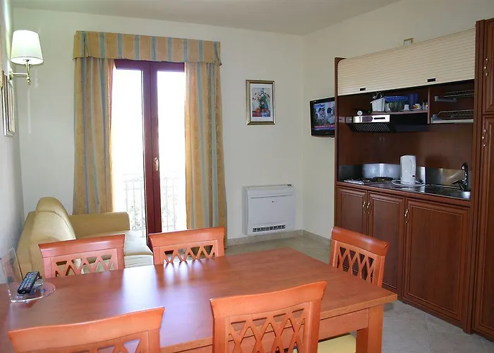 Regina Elena 4* オルビア